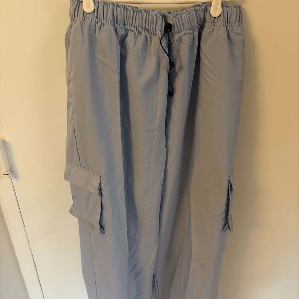 Nike Light Blue Cargo High-Waisted Wide Leg Active Pants